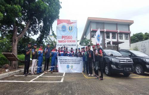PT Kilang Pertamina Internasional Unit VI Balongan bersama Serikat Pekerja Pertamina Bersatu Balongan Memberangkatkan Relawan Peduli Bencana Gempa Cianjur