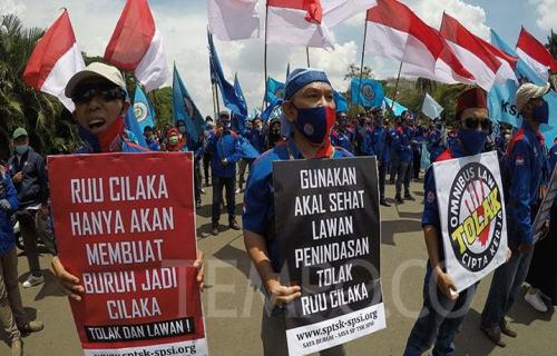 15 Organisasi Sipil Ajukan Uji Formil UU Cipta Kerja ke MK